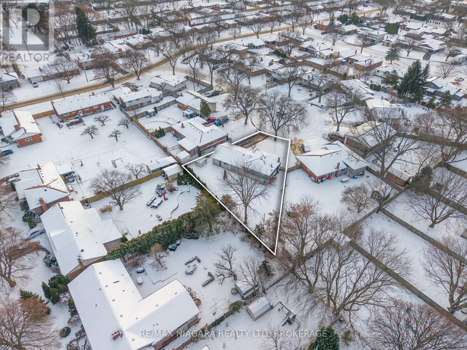 4204 Patten Crescent, Niagara Falls, Ontario  L2E 6J2 - Photo 28 - X12687198