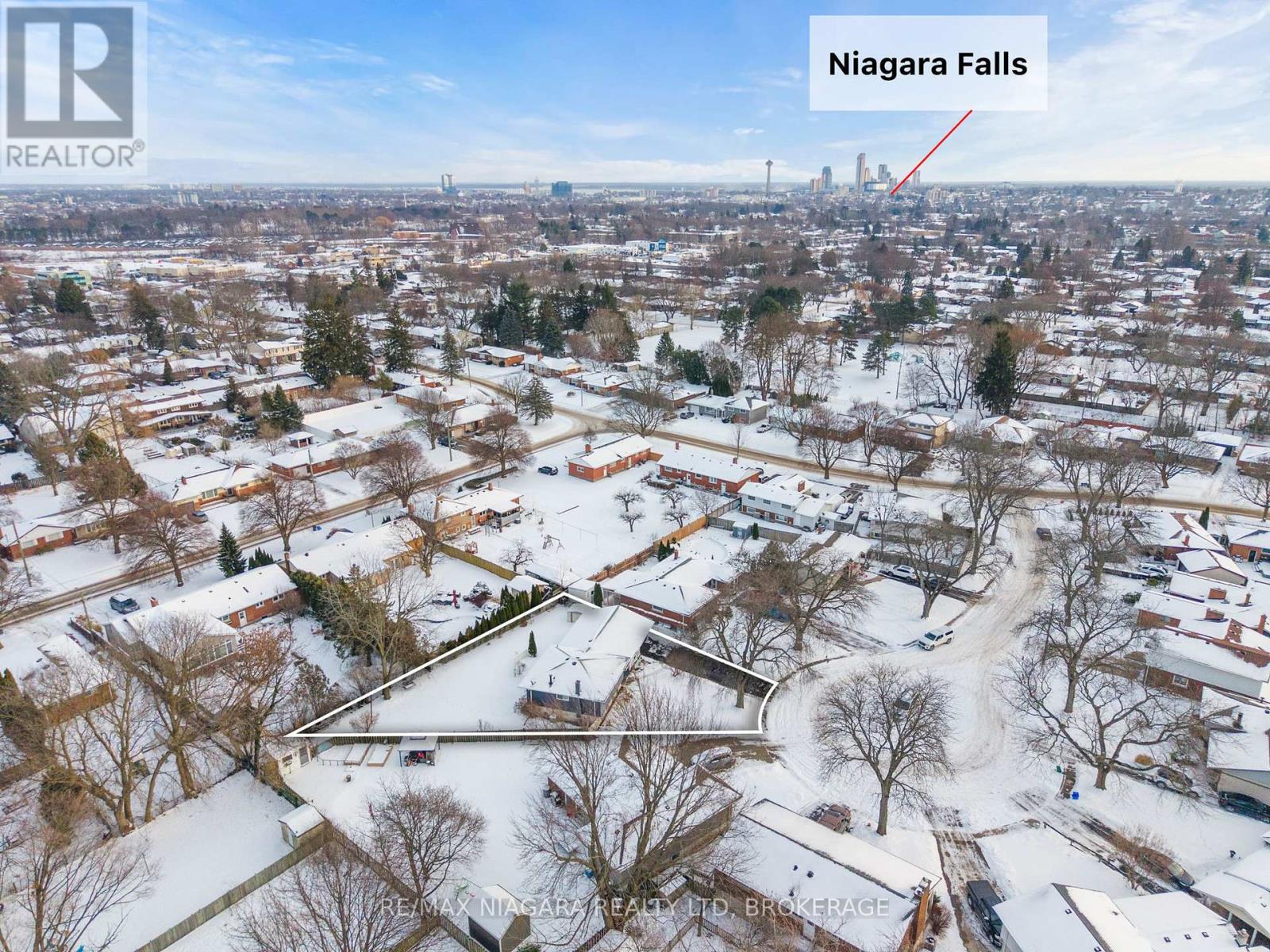 4204 Patten Crescent, Niagara Falls, Ontario  L2E 6J2 - Photo 31 - X12687198