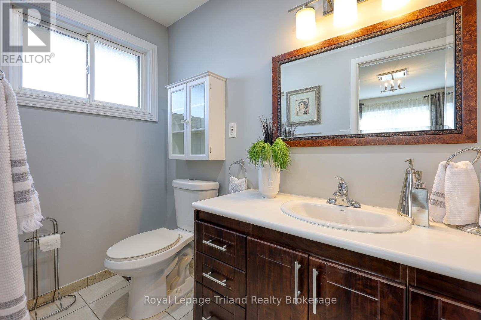 11 Princess Park Road, Ingersoll, Ontario  N5C 1X7 - Photo 24 - X12687254