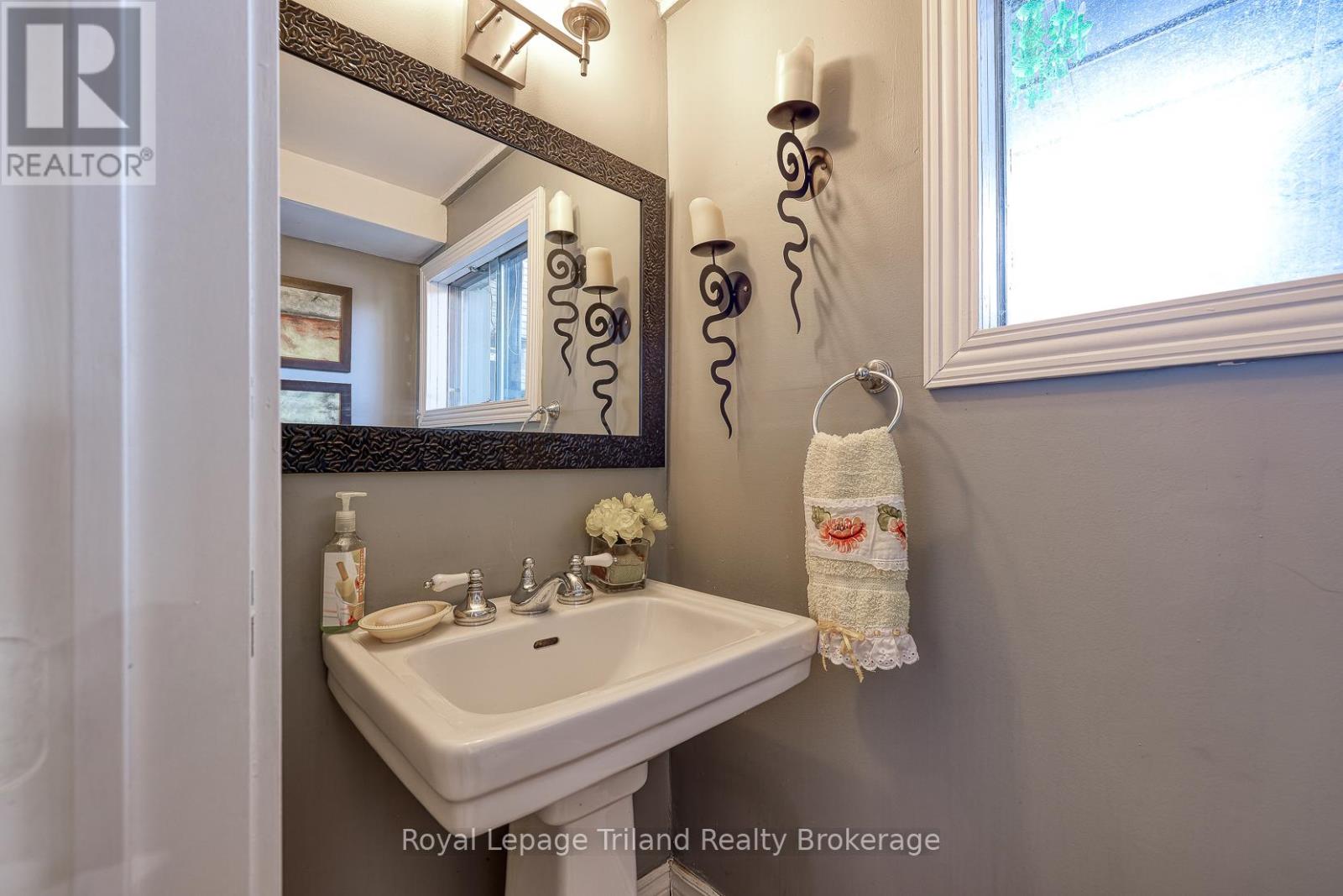 11 Princess Park Road, Ingersoll, Ontario  N5C 1X7 - Photo 34 - X12687254