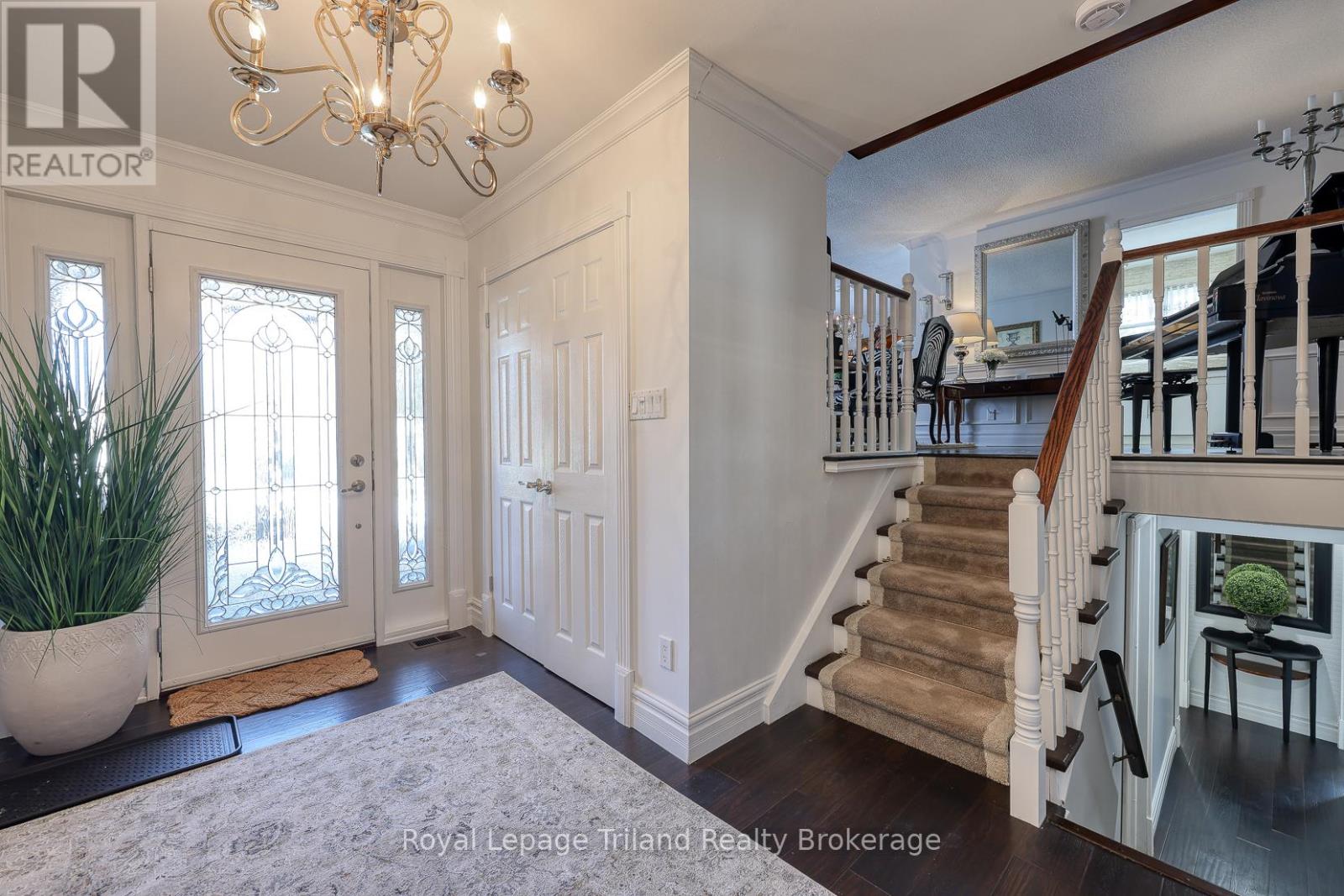 11 Princess Park Road, Ingersoll, Ontario  N5C 1X7 - Photo 6 - X12687254