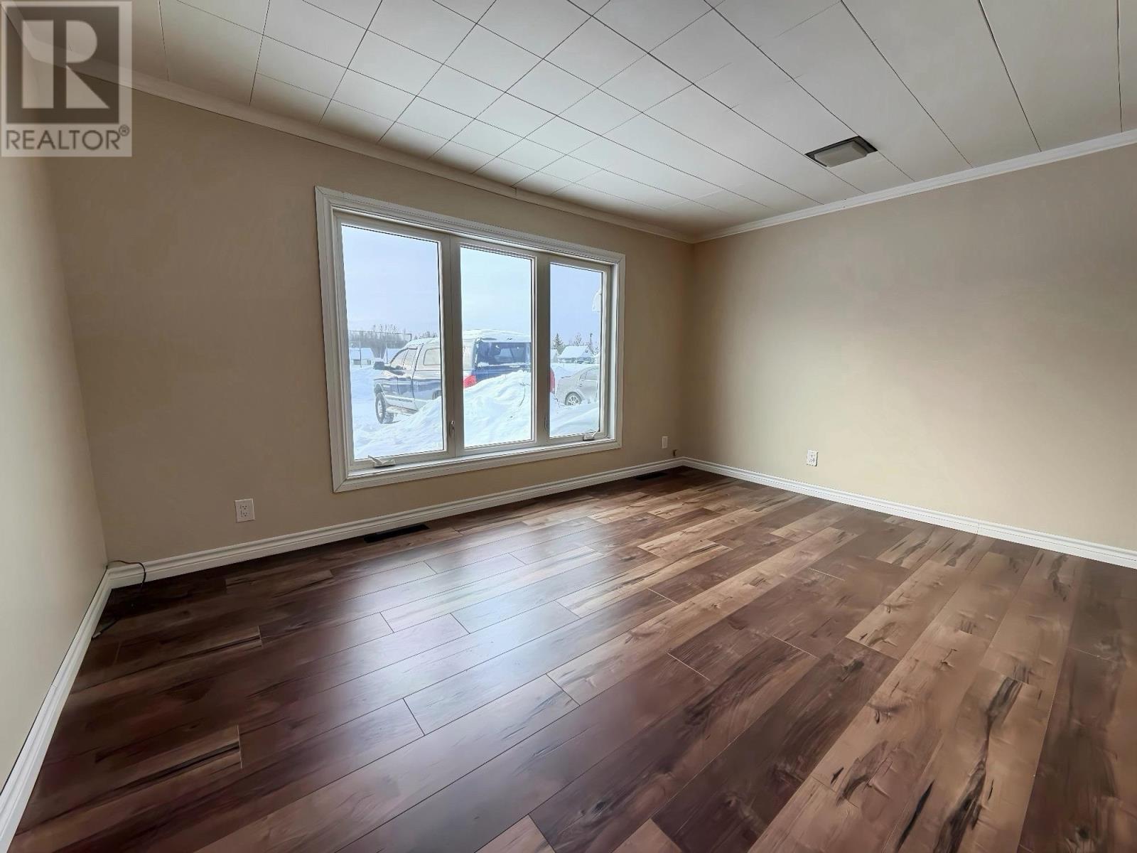 330 Ball Park Cres, Geraldton, Ontario  P0T 1M0 - Photo 3 - TB2600042