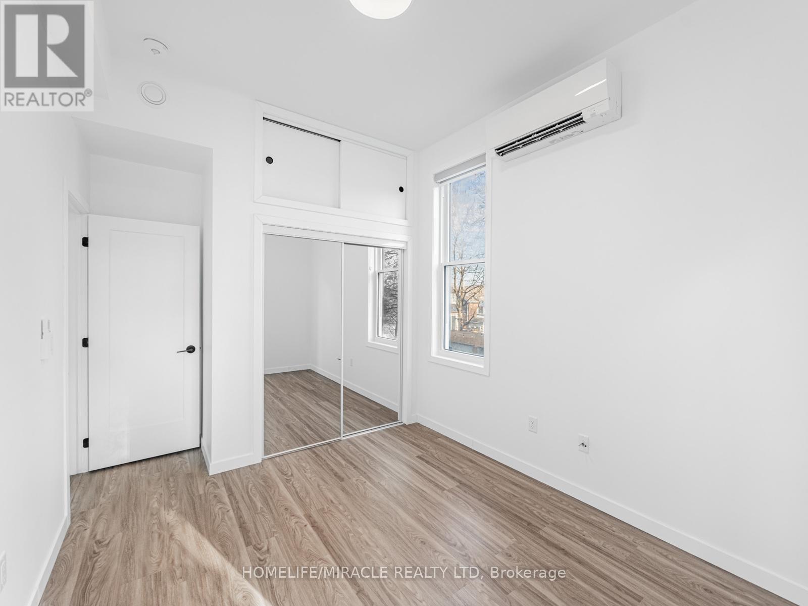 Grdn Suite - 67 Oakmount Road, Toronto, Ontario  M6P 2M3 - Photo 22 - W12637684