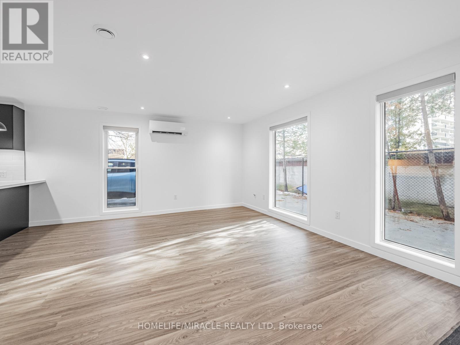 Grdn Suite - 67 Oakmount Road, Toronto, Ontario  M6P 2M3 - Photo 17 - W12637684