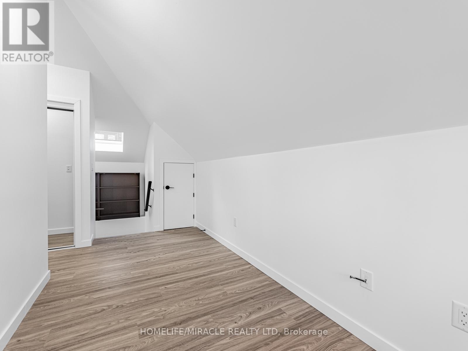 Grdn Suite - 67 Oakmount Road, Toronto, Ontario  M6P 2M3 - Photo 20 - W12637684
