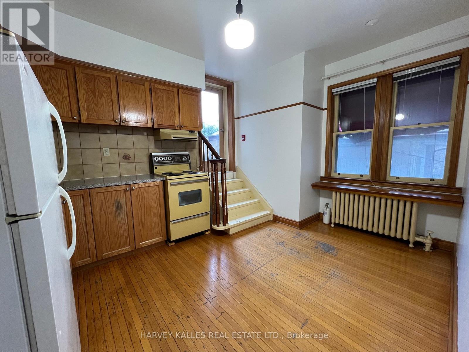 -Apt B - 3 Northcliffe Boulevard, Toronto, Ontario  M6H 3G9 - Photo 2 - W12681490