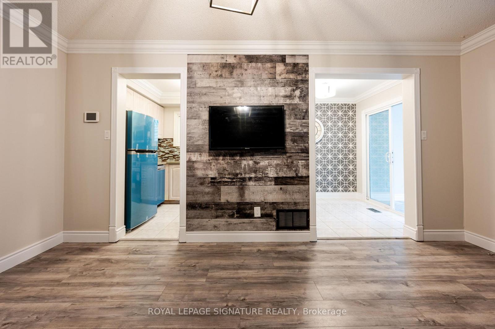 3376 Nighthawk Trail, Mississauga, Ontario  L5N 6G5 - Photo 10 - W12682280