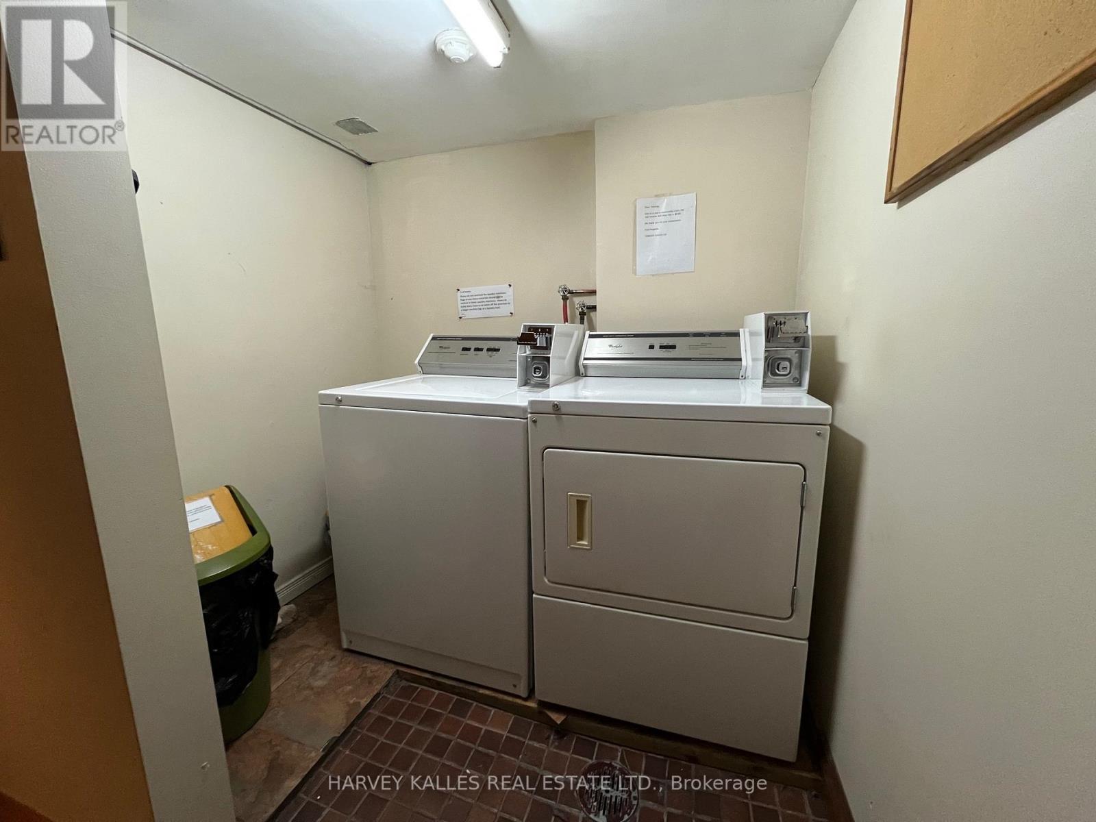 -Apt B - 3 Northcliffe Boulevard, Toronto, Ontario  M6H 3G9 - Photo 15 - W12681490