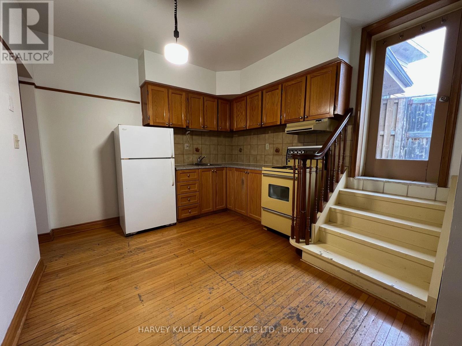 -Apt B - 3 Northcliffe Boulevard, Toronto, Ontario  M6H 3G9 - Photo 3 - W12681490