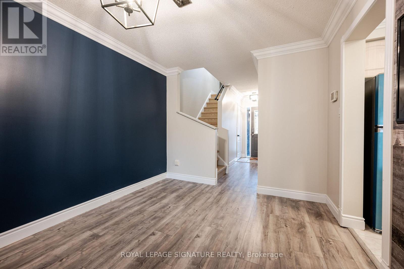 3376 Nighthawk Trail, Mississauga, Ontario  L5N 6G5 - Photo 7 - W12682280