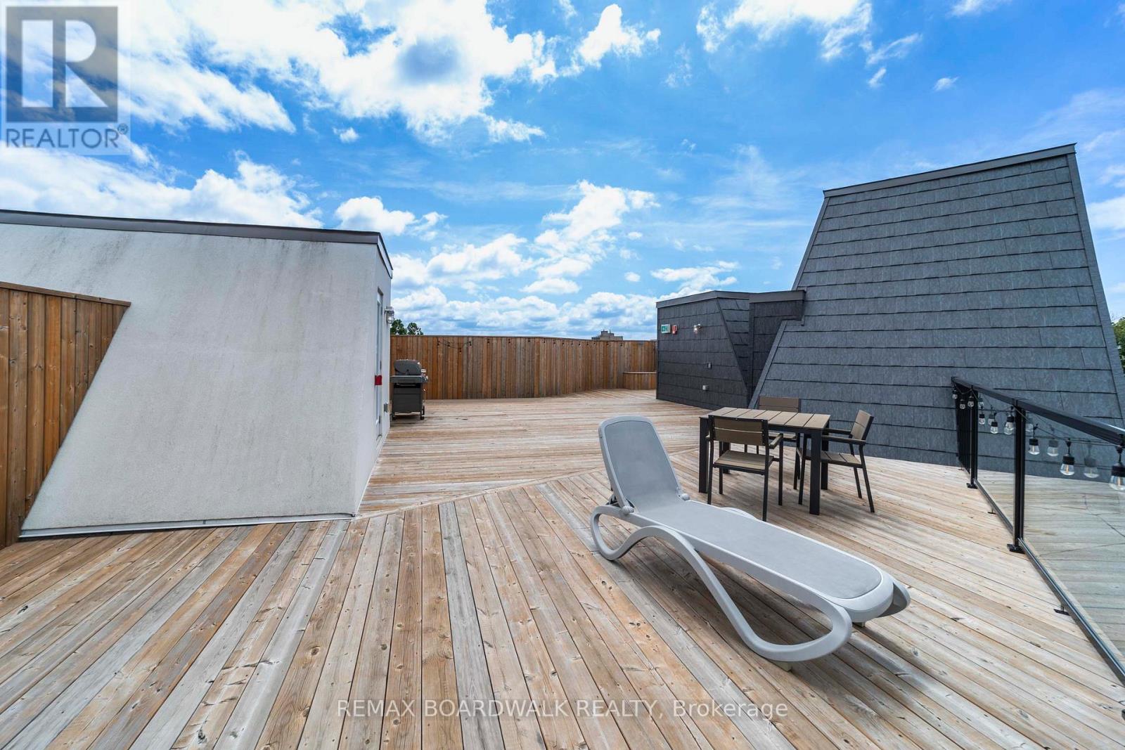 503 - 150 Greenfield Avenue, Ottawa, Ontario  K1S 5W6 - Photo 18 - X12592632