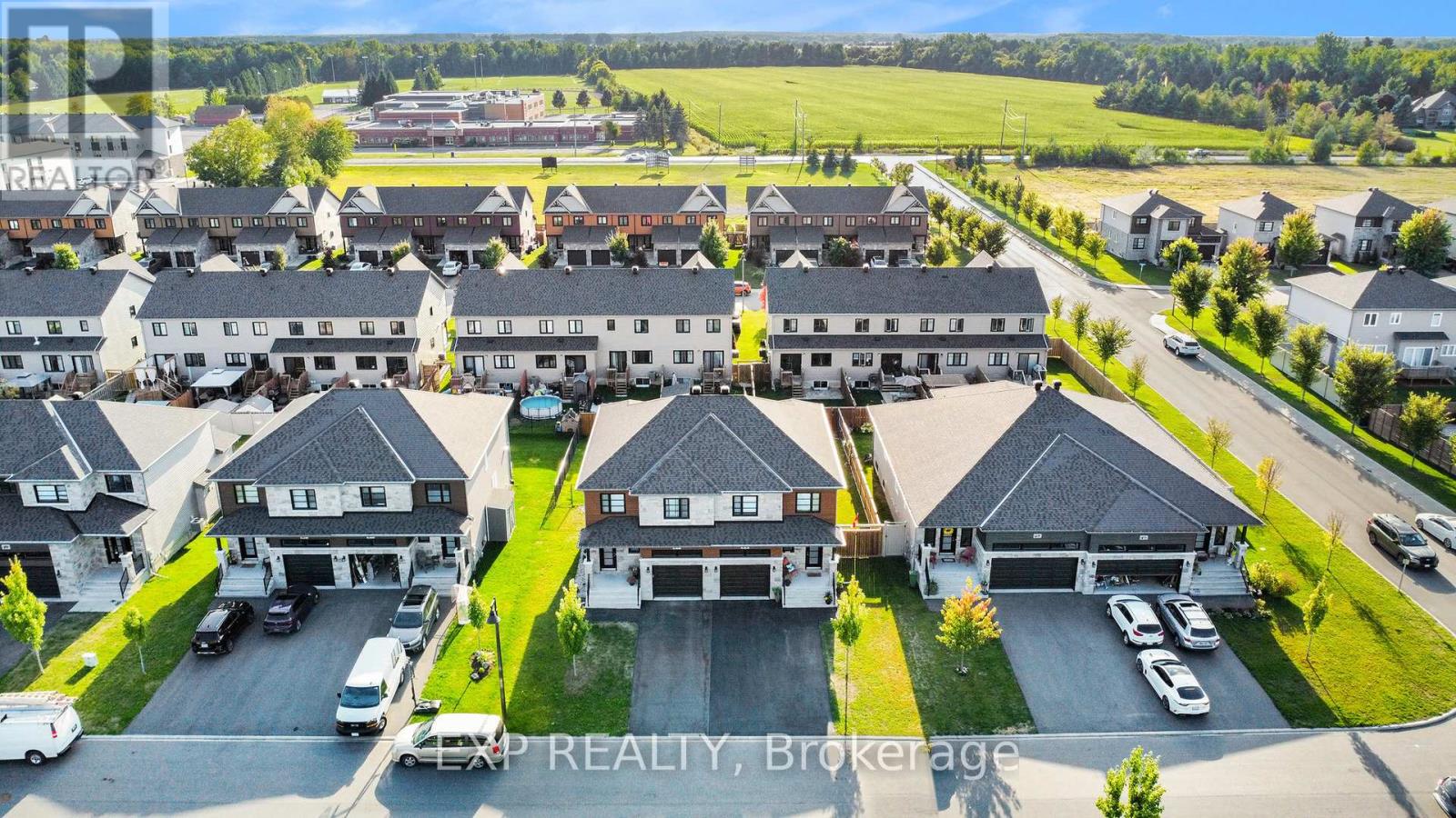 704 Azure Street, Russell, Ontario  K4R 1E5 - Photo 30 - X12661468