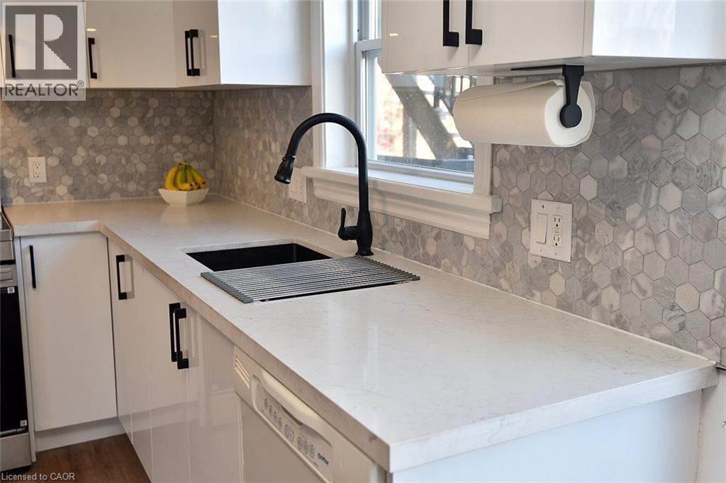 645 Beach Boulevard, Hamilton, Ontario  L8H 6X8 - Photo 6 - 40797238