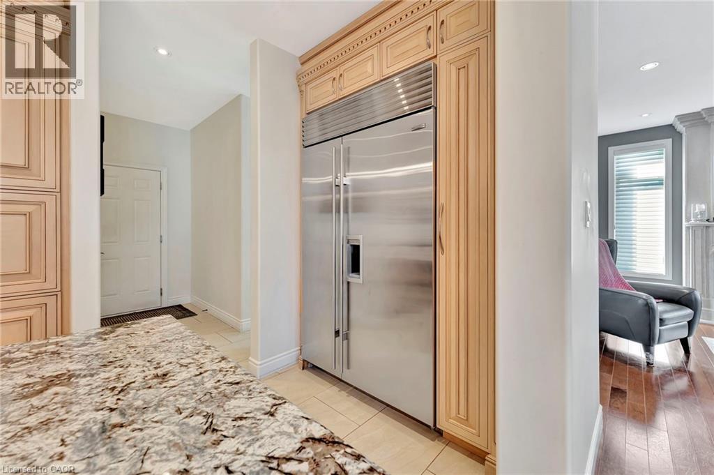 3 Rianna Court, Hamilton, Ontario  L9B 0G3 - Photo 20 - 40769543