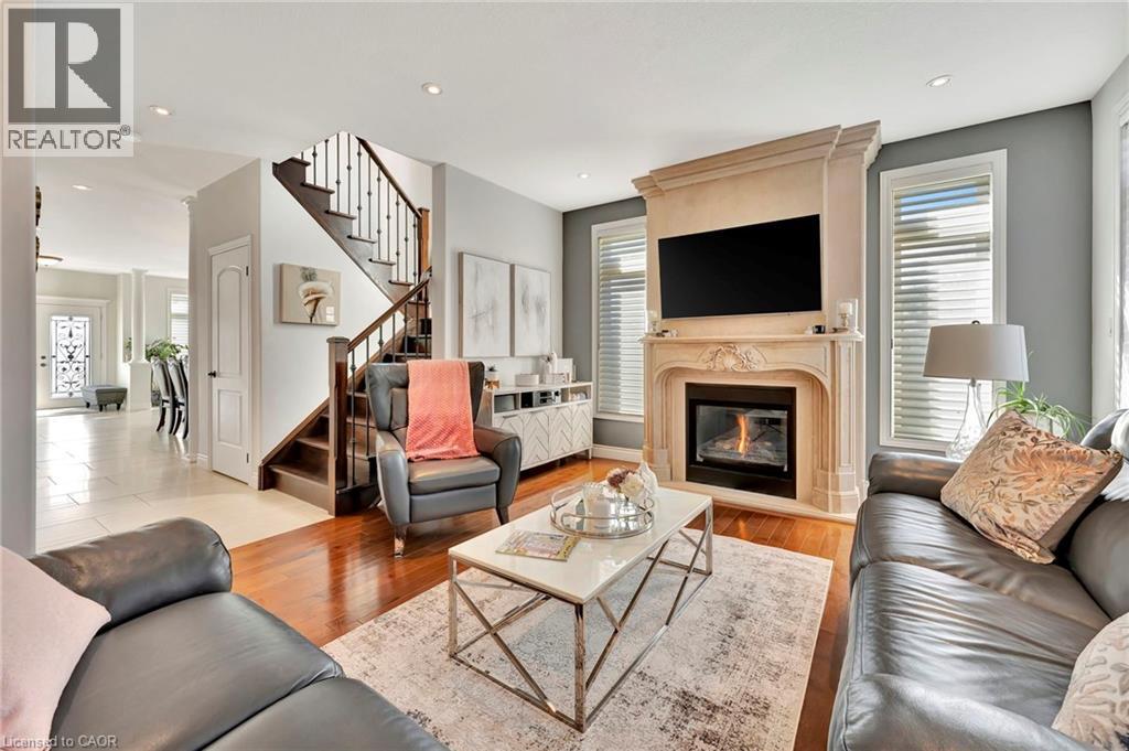 3 Rianna Court, Hamilton, Ontario  L9B 0G3 - Photo 11 - 40769543