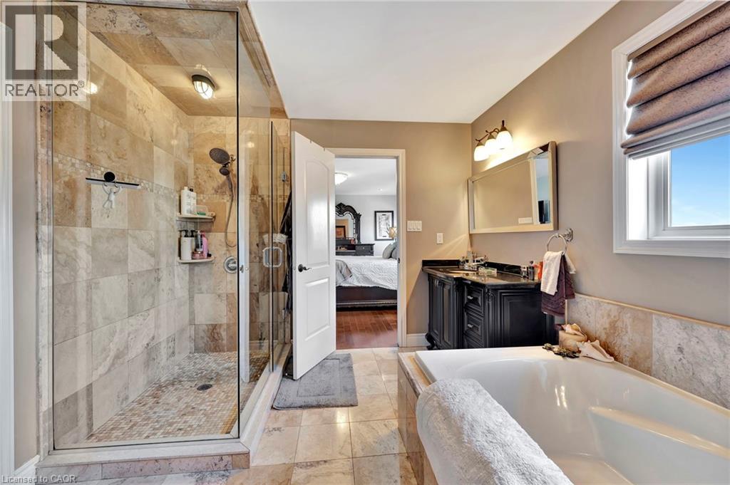 3 Rianna Court, Hamilton, Ontario  L9B 0G3 - Photo 27 - 40769543