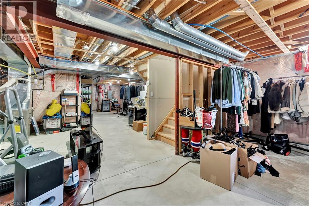 3 Rianna Court, Hamilton, Ontario  L9B 0G3 - Photo 33 - 40769543