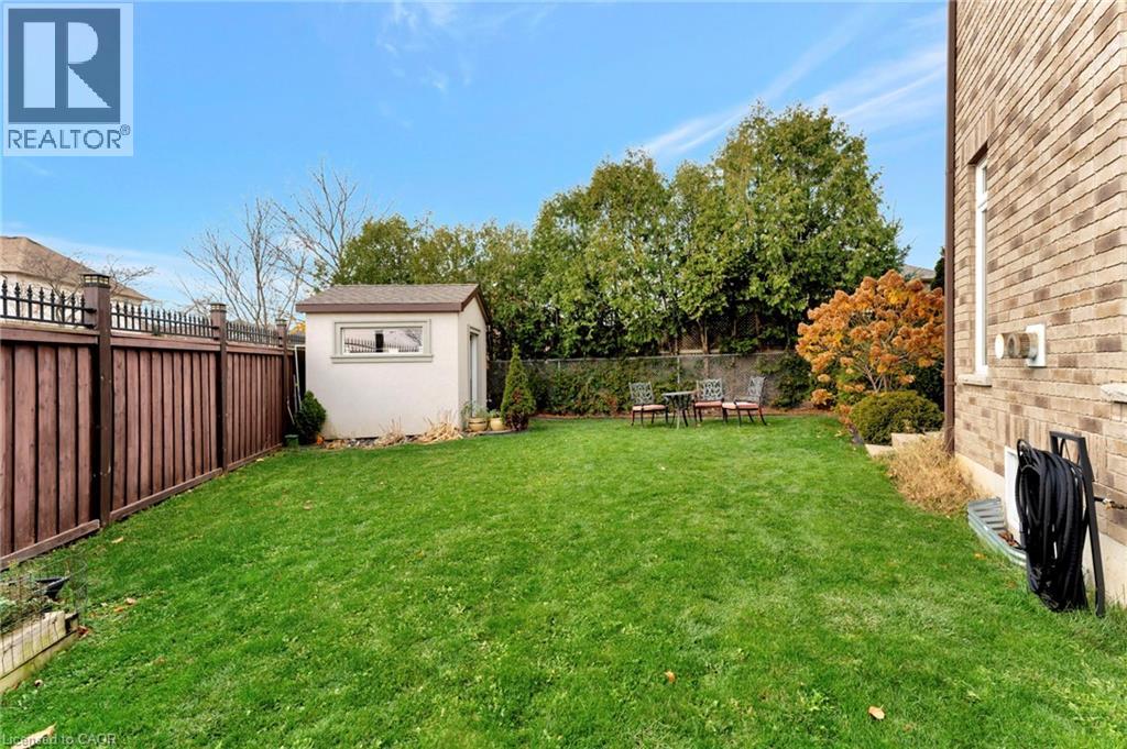 3 Rianna Court, Hamilton, Ontario  L9B 0G3 - Photo 42 - 40769543