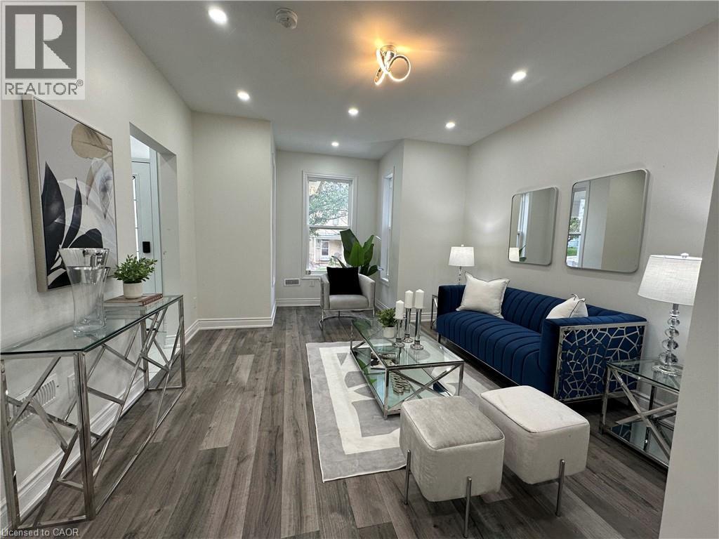 315 Simcoe Street, Woodstock, Ontario  N4S 1J2 - Photo 2 - 40793457