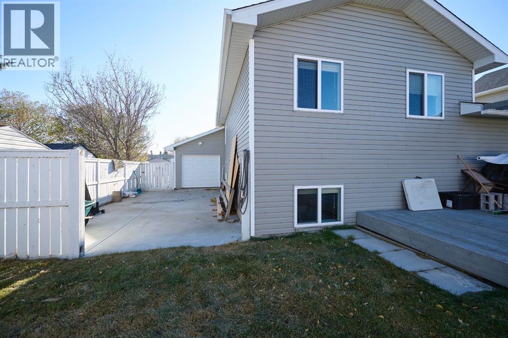 1184 Milt Ford Lane, Carstairs, Alberta  T0M 0N0 - Photo 41 - A2267766