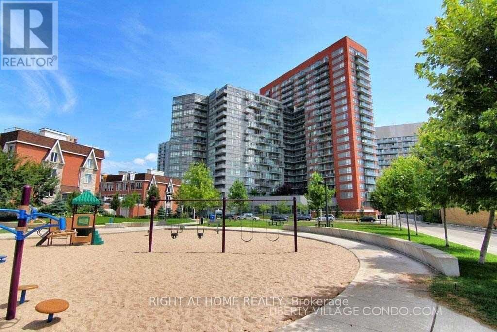 720 - 38 Joe Shuster Way, Toronto, Ontario  M6K 0A5 - Photo 27 - C12687080