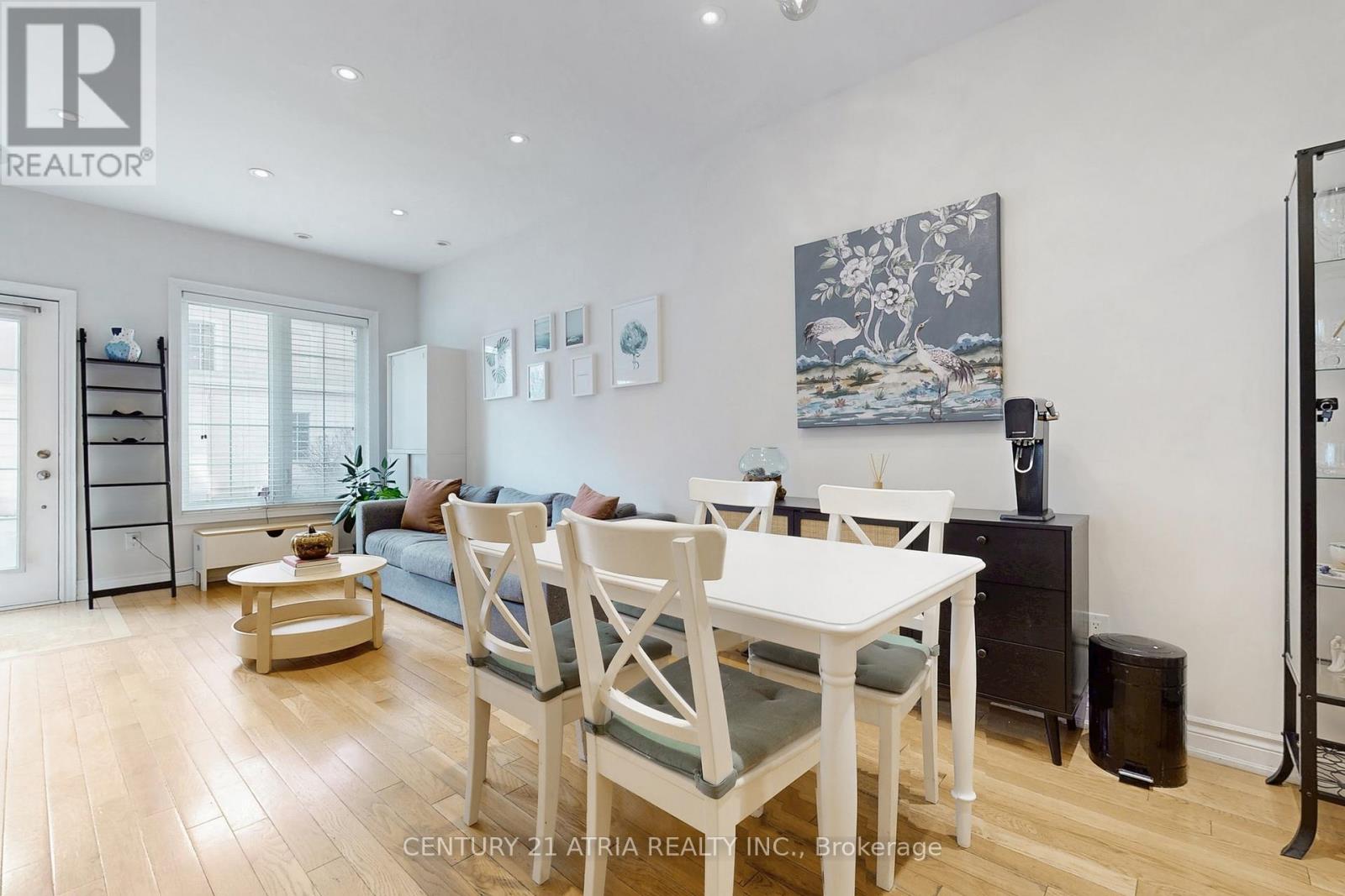 76 Hargrave Lane, Toronto, Ontario  M4N 0A4 - Photo 11 - C12687092