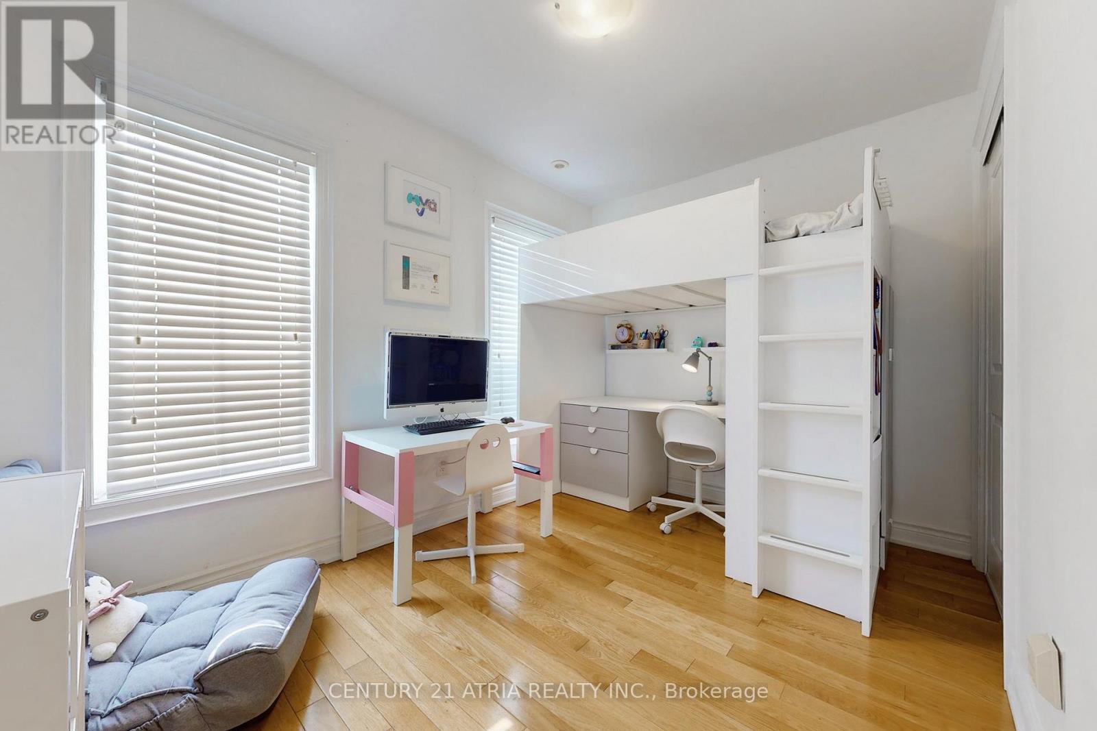 76 Hargrave Lane, Toronto, Ontario  M4N 0A4 - Photo 17 - C12687092