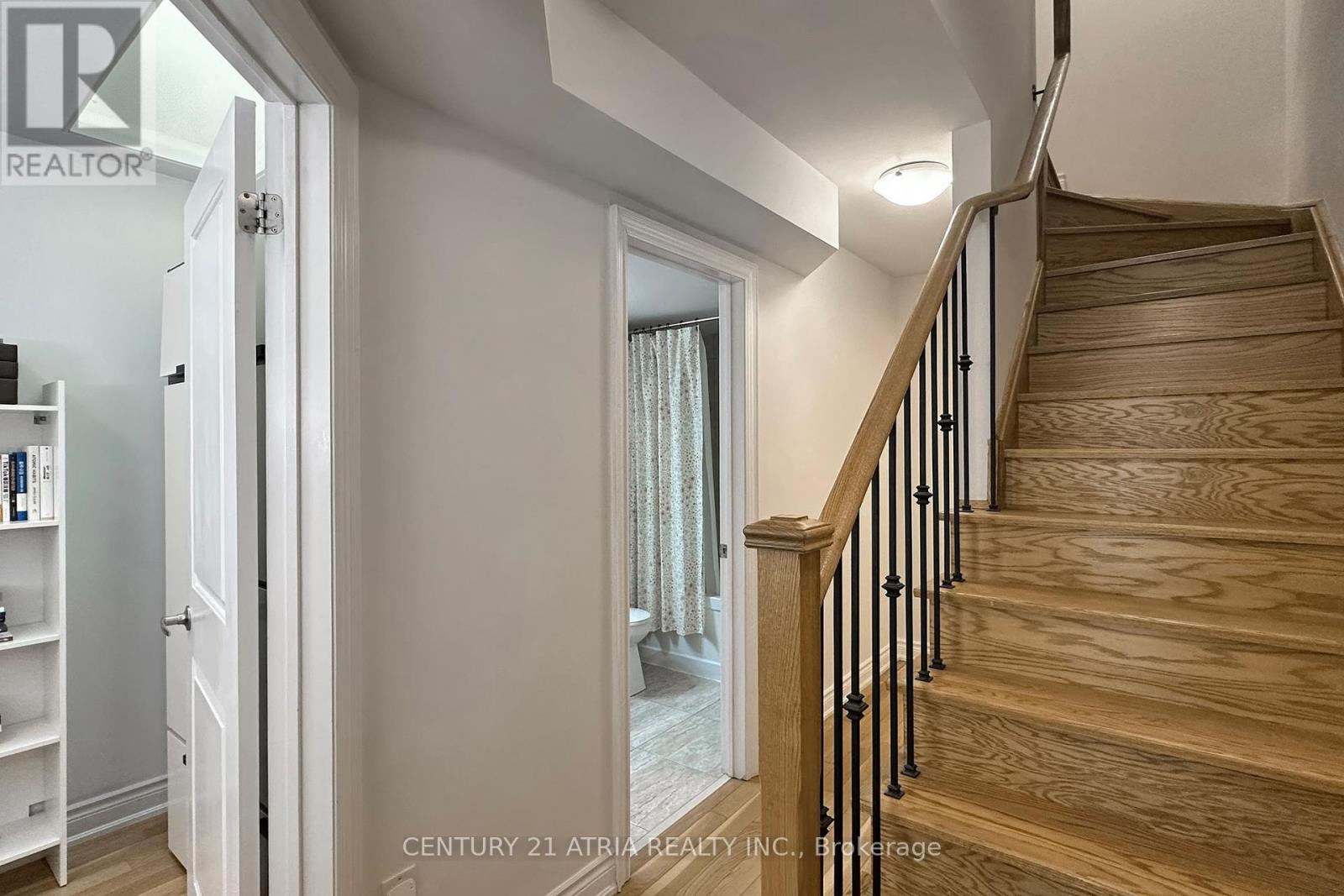 76 Hargrave Lane, Toronto, Ontario  M4N 0A4 - Photo 21 - C12687092