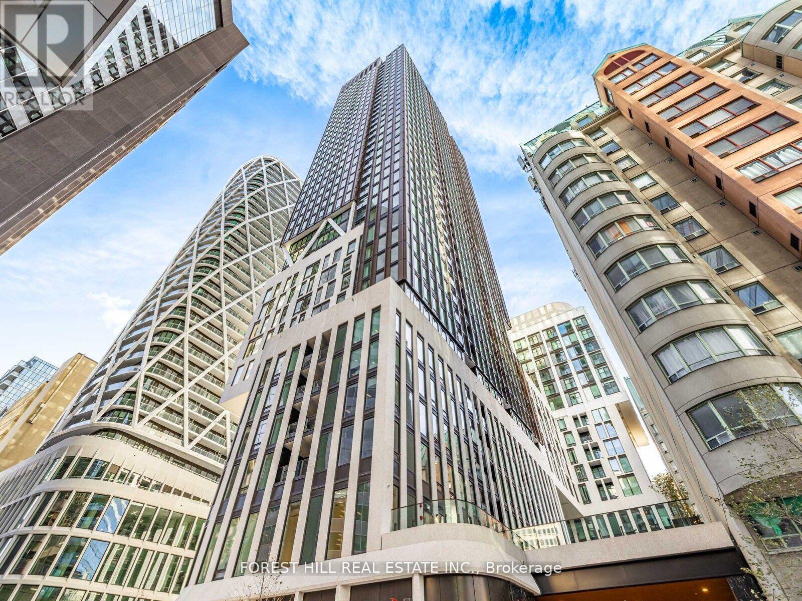 1104 - 238 SIMCOE STREET, Toronto, Ontario