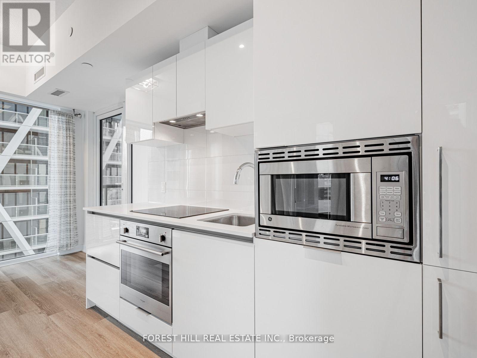 1104 - 238 Simcoe Street, Toronto, Ontario  M5T 0E2 - Photo 8 - C12687114