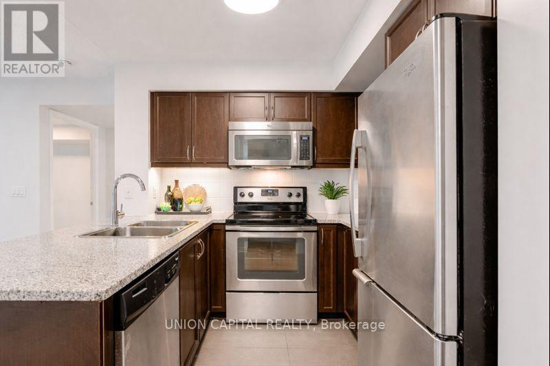 1007 - 19 Grand Trunk Crescent, Toronto (Waterfront Communities), Ontario  M5J 3A3 - Photo 10 - C12687152