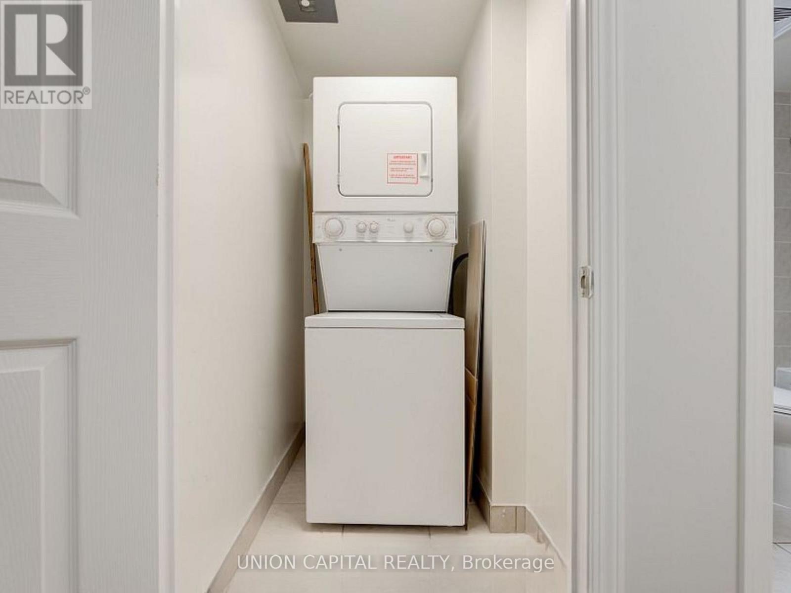 1007 - 19 Grand Trunk Crescent, Toronto (Waterfront Communities), Ontario  M5J 3A3 - Photo 22 - C12687152