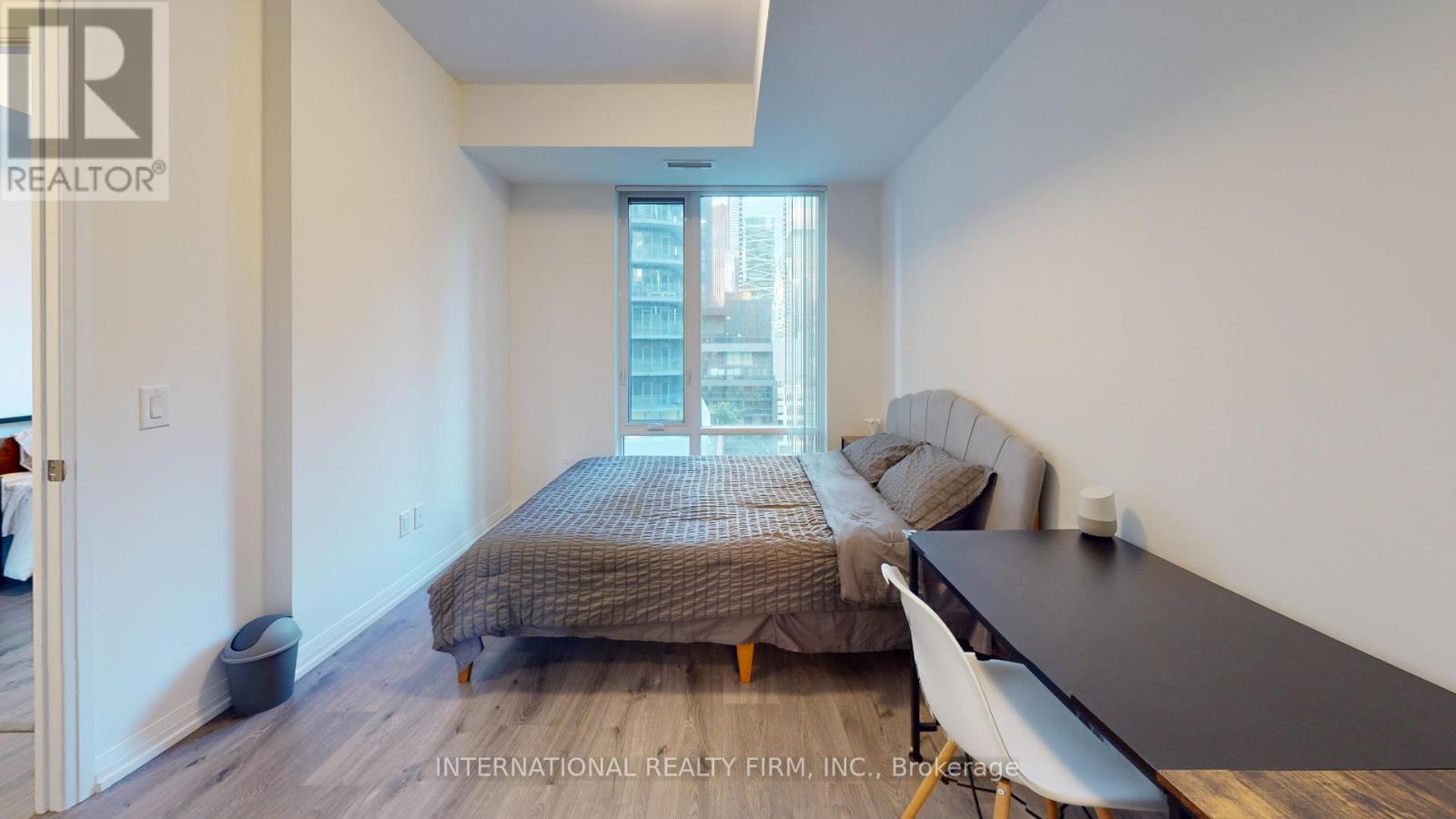 1108 - 8 Widmer Street, Toronto, Ontario  M5V 2E7 - Photo 12 - C12687160
