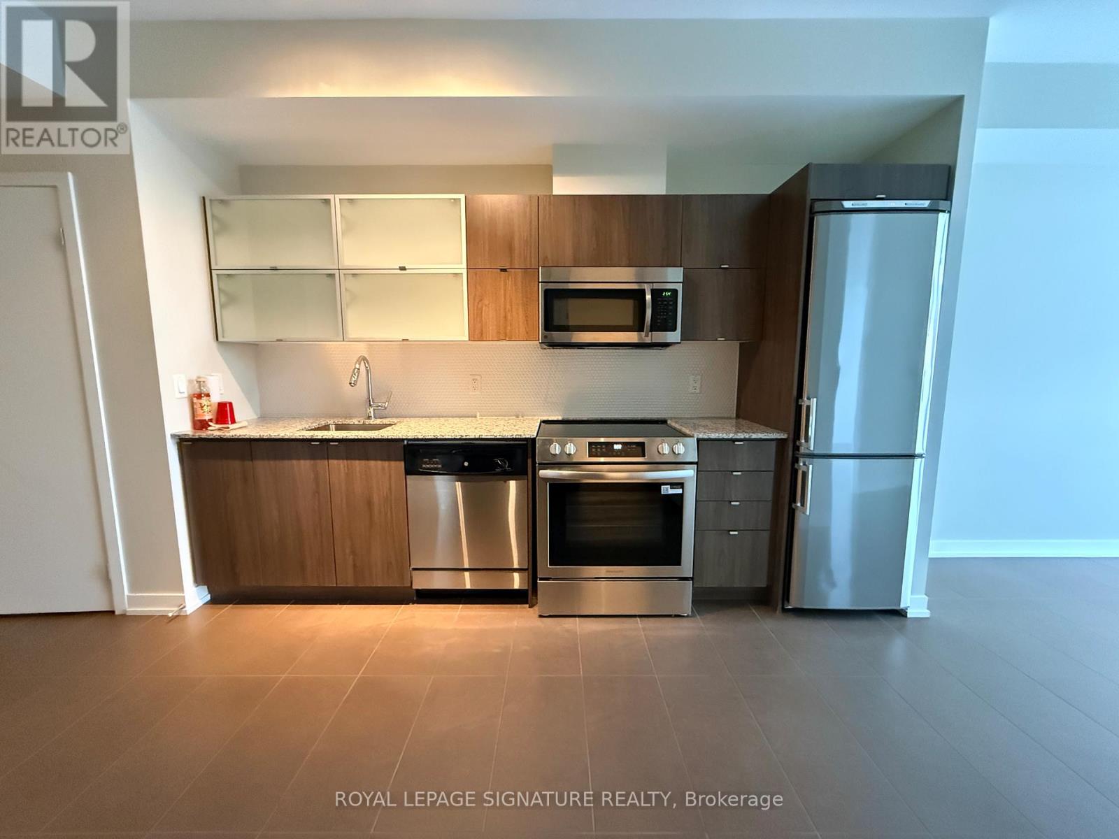 2113 - 170 Fort York Boulevard, Toronto, Ontario  M5V 0E6 - Photo 3 - C12687170