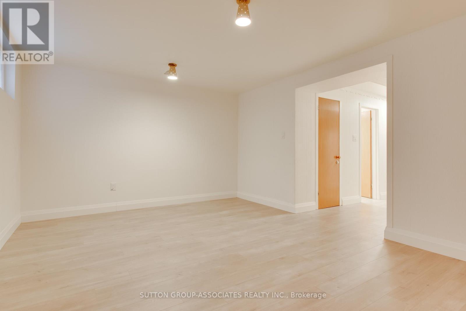 36 Shallmar Boulevard, Toronto, Ontario  M6C 2J9 - Photo 23 - C12687206