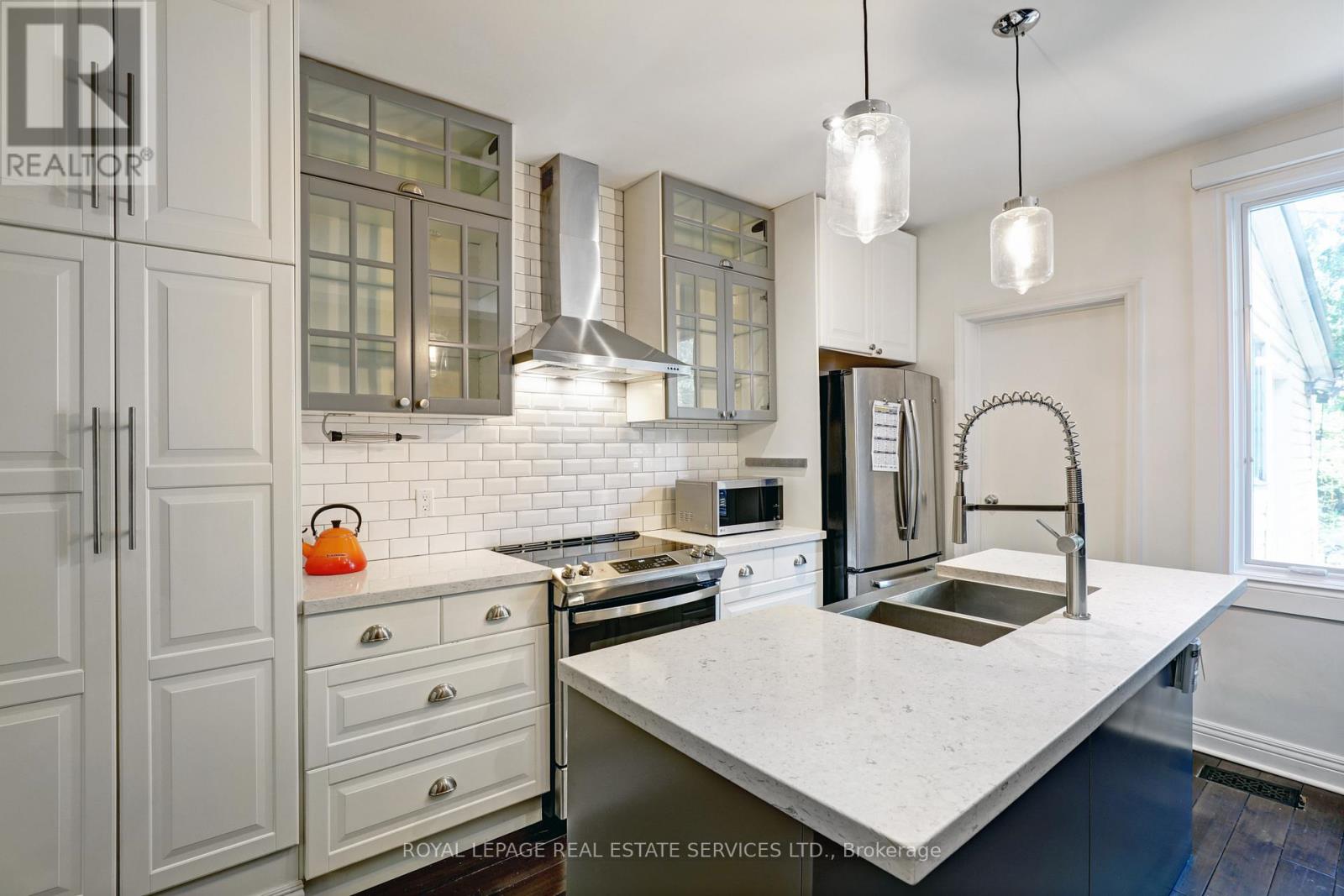 755 Euclid Avenue, Toronto, Ontario  M6G 2V3 - Photo 8 - C12687222