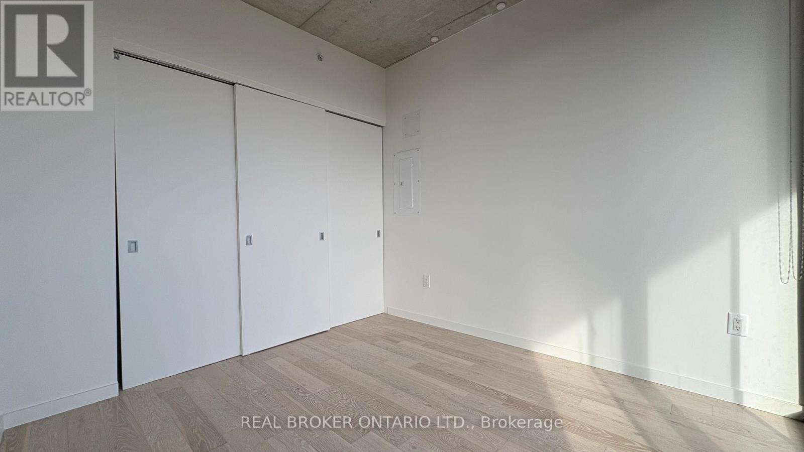 817 - 170 Bayview Avenue, Toronto, Ontario  M5A 0M4 - Photo 11 - C12687290