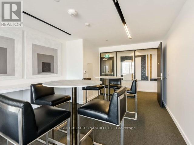 817 - 170 Bayview Avenue, Toronto, Ontario  M5A 0M4 - Photo 16 - C12687290