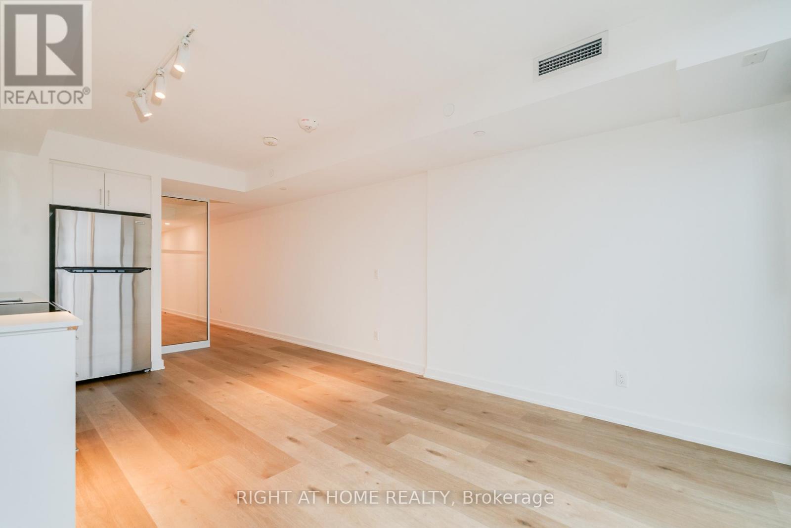 411 - 897 College Street W, Toronto, Ontario  M6H 2C2 - Photo 17 - C12687356