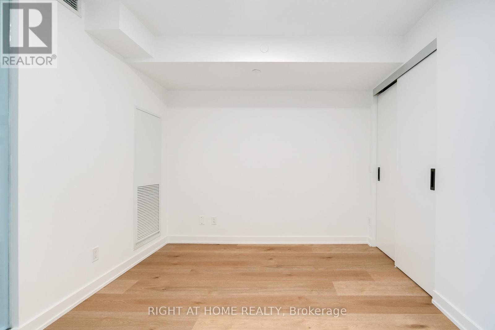 411 - 897 College Street W, Toronto, Ontario  M6H 2C2 - Photo 5 - C12687356