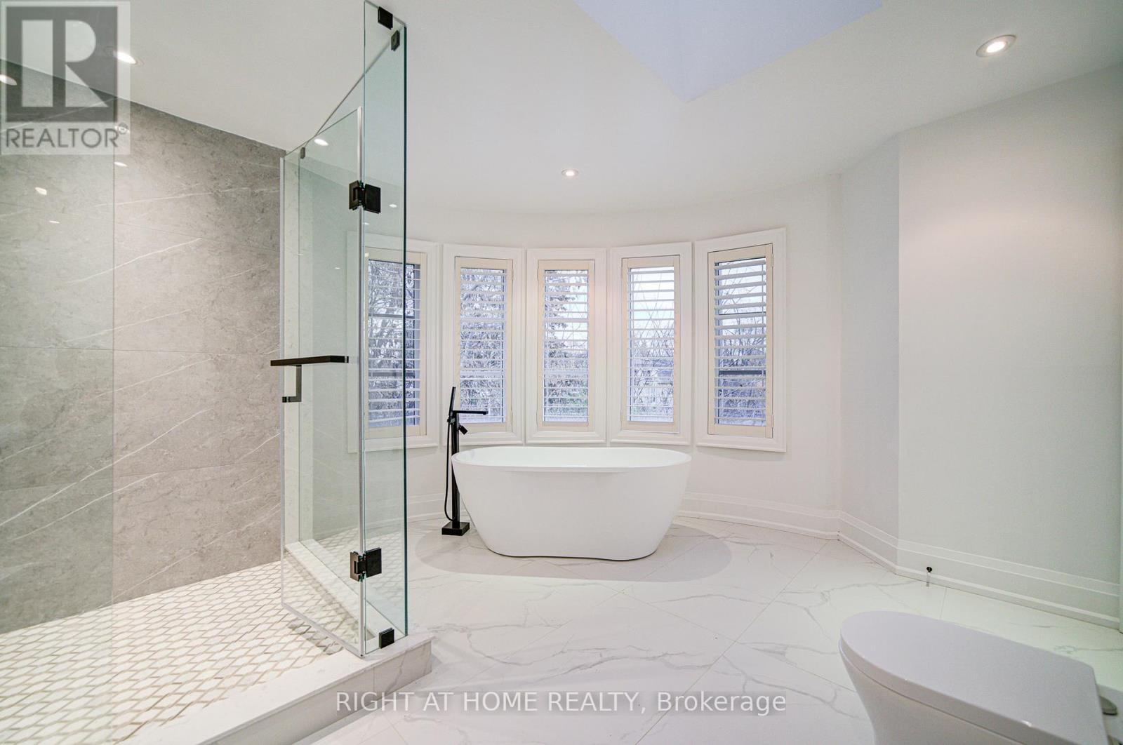 125 Kingsdale Avenue, Toronto, Ontario  M2N 3W5 - Photo 36 - C12687360