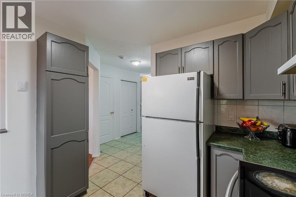 25 Anastasia Crescent, Brantford, Ontario  N3P 2A9 - Photo 14 - 40797406