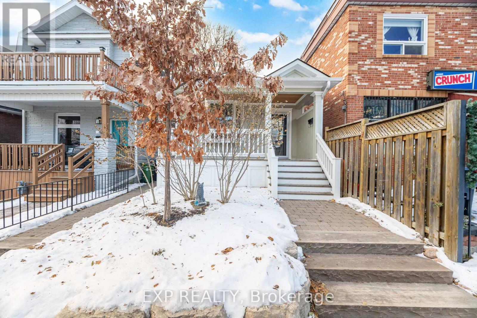 B - 402 Woodfield Road, Toronto, Ontario  M4L 2X1 - Photo 2 - E12687030