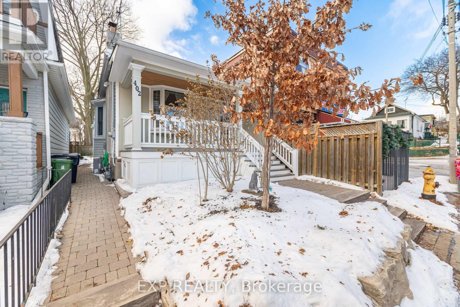 B - 402 Woodfield Road, Toronto, Ontario  M4L 2X1 - Photo 3 - E12687030