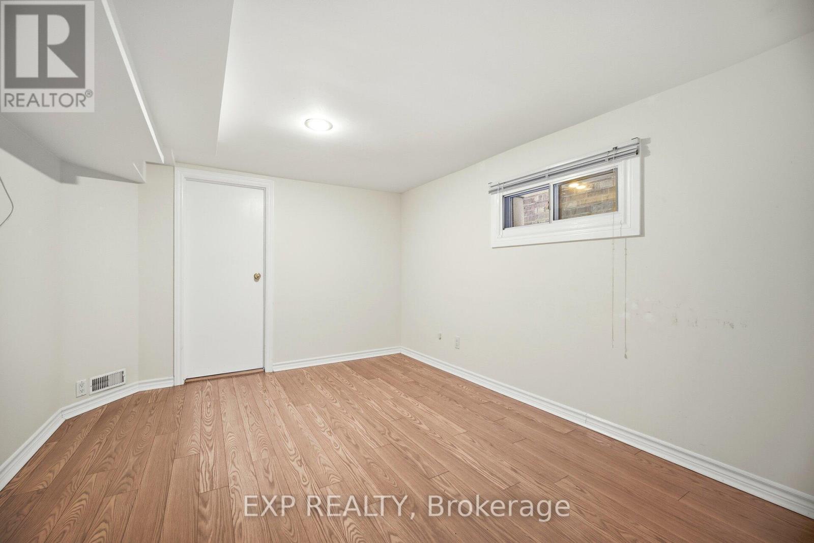 B - 402 Woodfield Road, Toronto, Ontario  M4L 2X1 - Photo 6 - E12687030