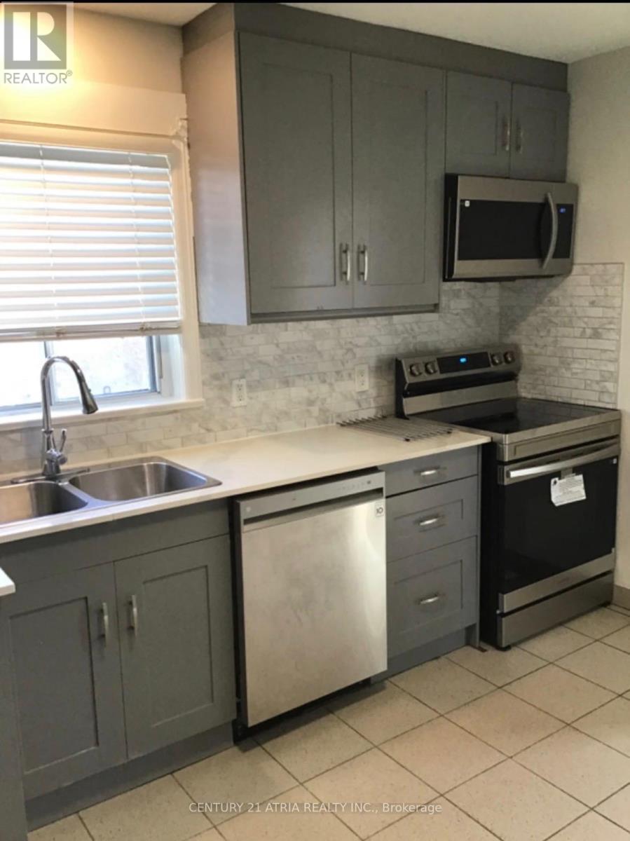 76 Holmstead Avenue, Toronto, Ontario  M4B 1T2 - Photo 24 - E12687044