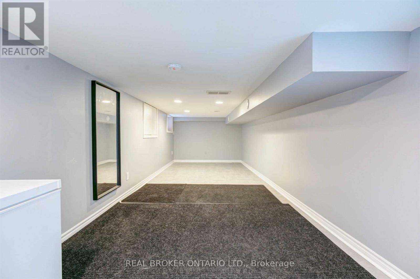 110 Westlake Avenue, Toronto, Ontario  M4C 4R4 - Photo 27 - E12687278