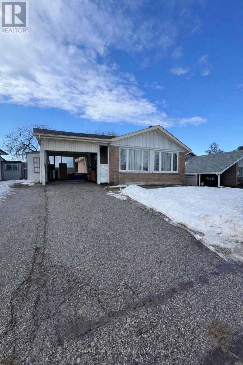 LOWER UNIT - 856 KROSNO BOULEVARD, Pickering, Ontario