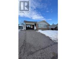 LOWER UNIT - 856 KROSNO BOULEVARD, Pickering, Ontario