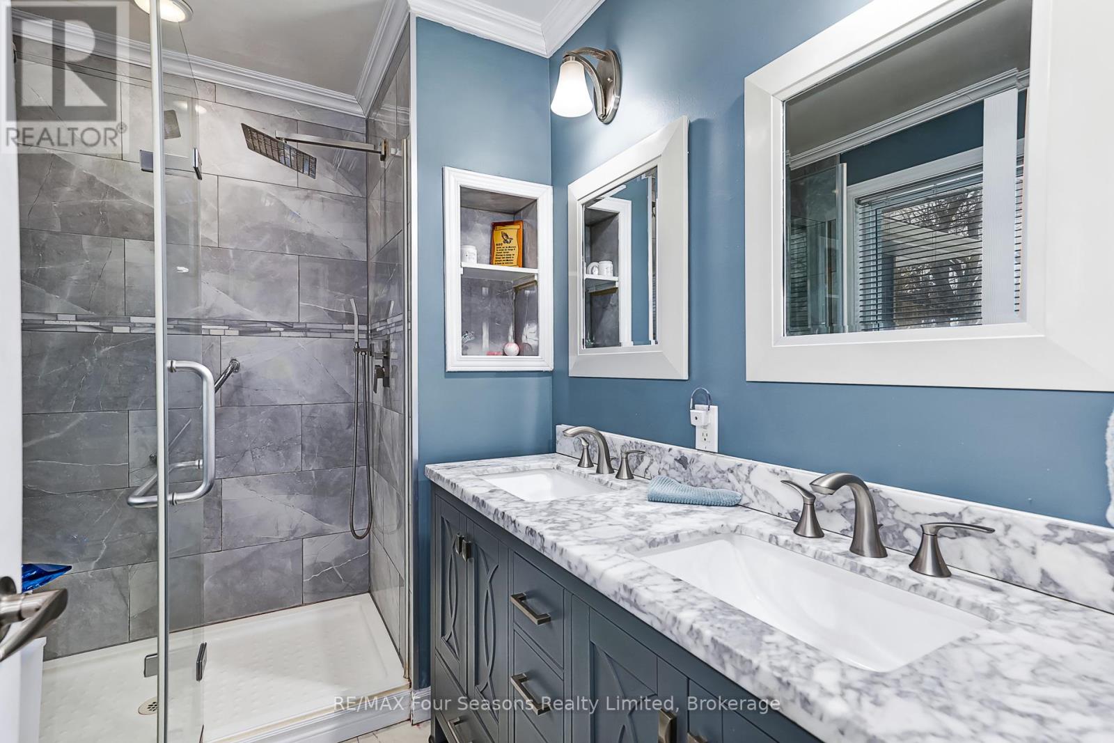 225 Christopher Street, Clearview (Stayner), Ontario  L0M 1S0 - Photo 23 - S12687284